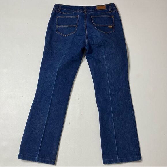 Peace of Cloth | Lastin Fit Straight High Rise Jeans - Picture 6 of 9